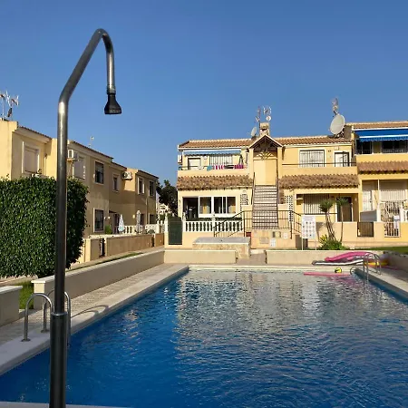 Casa De Amigos Lomas Del Golf, Orihuela Costa *