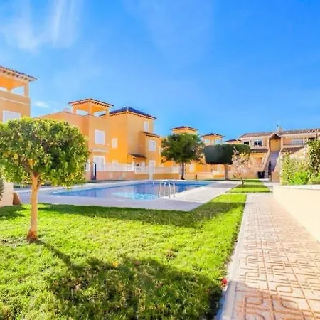 Casa De Amigos Lomas Del Golf, Orihuela Costa San Miguel De Salinas